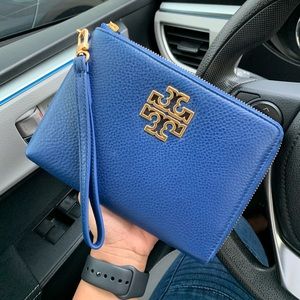 Tory Burch Britten Zip Wallet/ Pouch/ Wristlet
